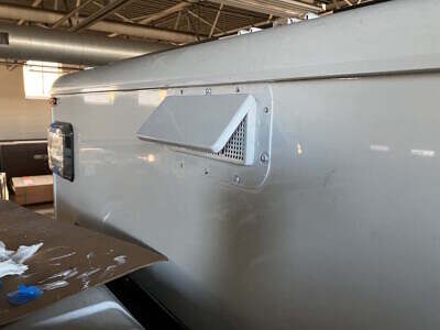 Front vent open